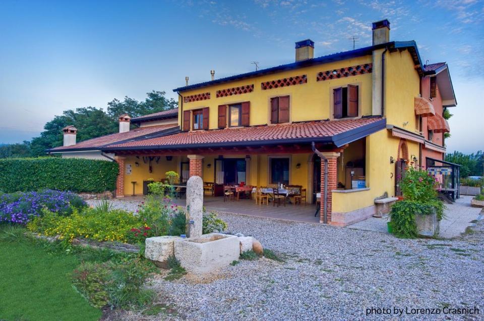 Agriturismo Fior Di Maggio Pescantina Habitación foto